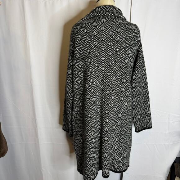 Bianca G. Made in Italy Jacquard Knit Sweater Coat L Black White Button Front - Picture 3 of 8